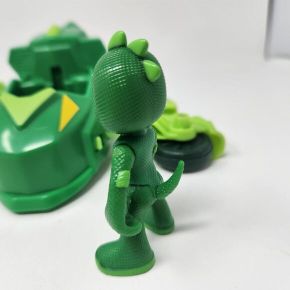 PJ Masks Gekko Mobile With Gekko Action Figure Green Transforming Vehicle - Picture 11 of 14